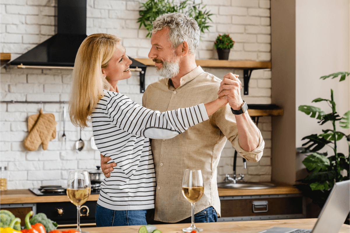 Dancing in Kitchen #image_title